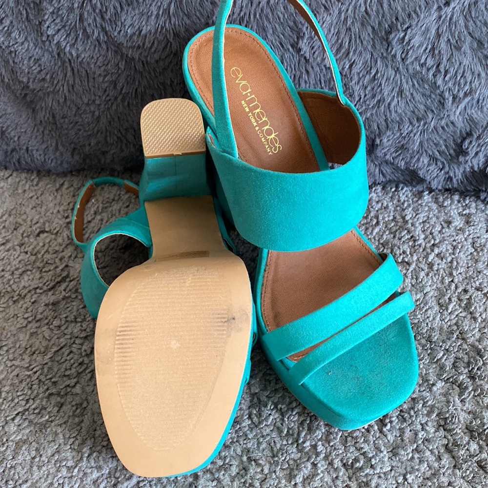 Teal colored Sandals! - Picture 5 of 5